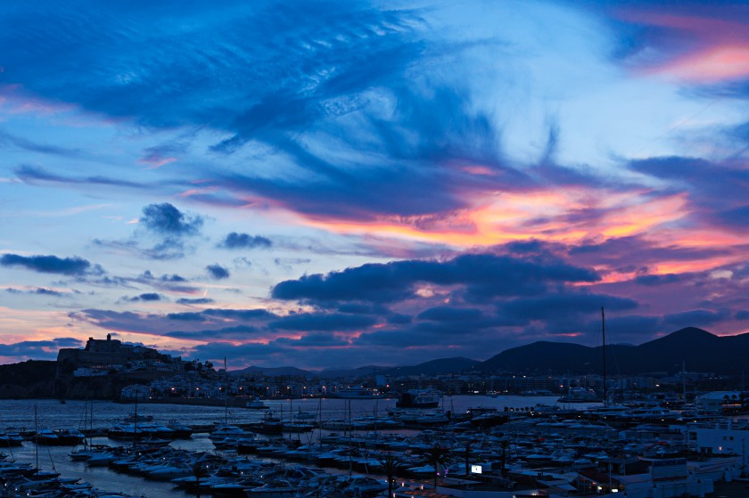 Blaue Stunde in Ibiza