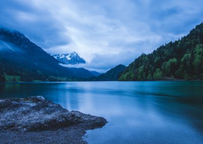 Wolkiger Morgen am See (Langzeitbelichtung) - www.matthias-foto.de